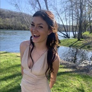 Meet your Posher, Emma